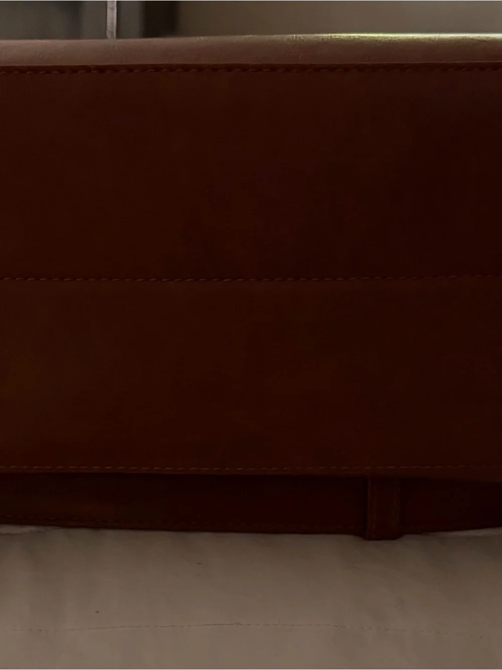 Lovevook tan leather